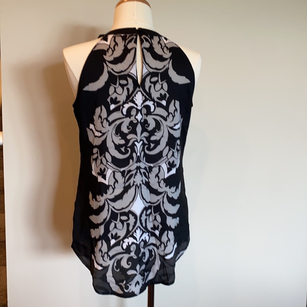 Black/Patterned top - Picture 3 of 4